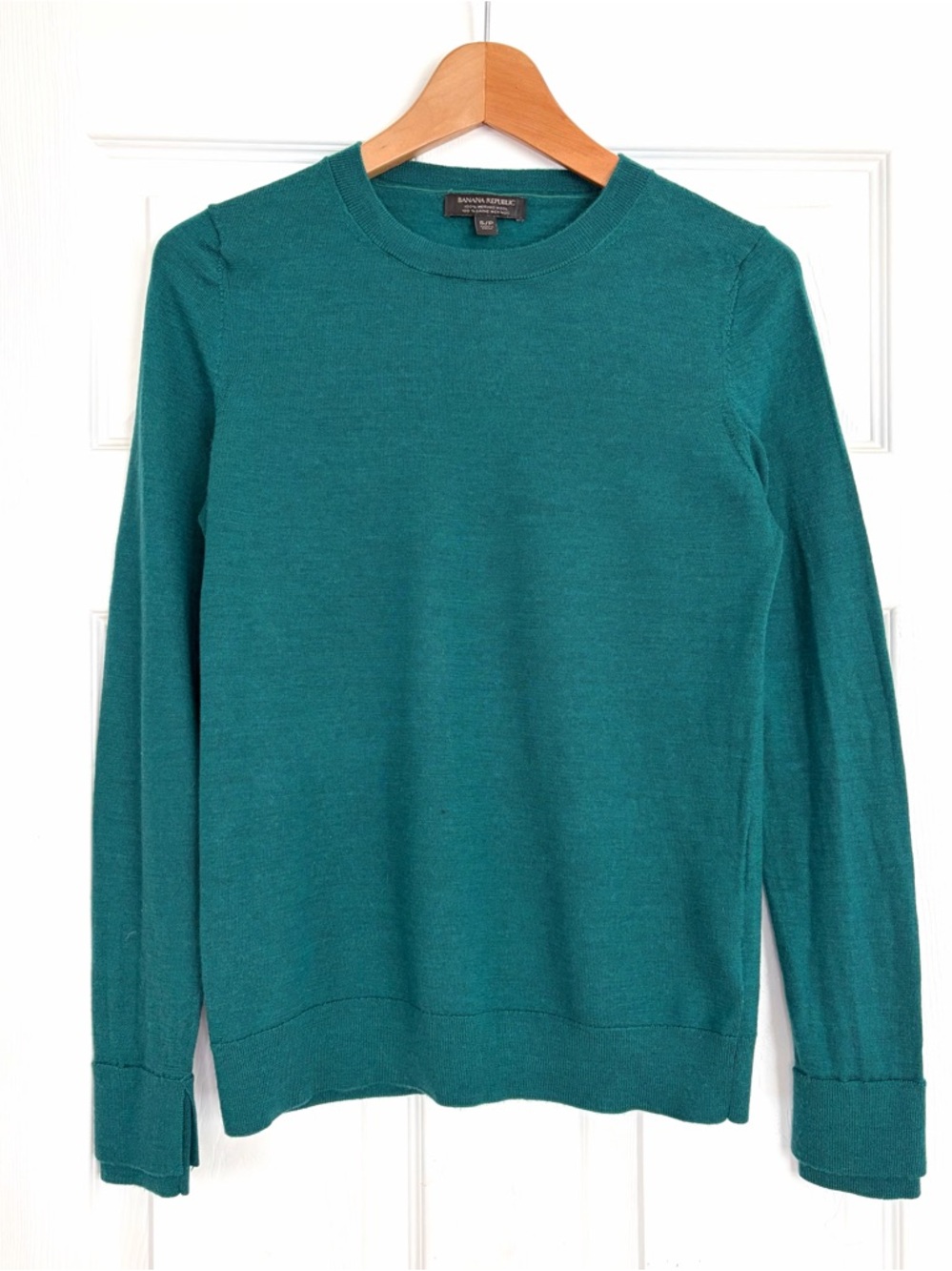 Banana Republic Sweater Size S